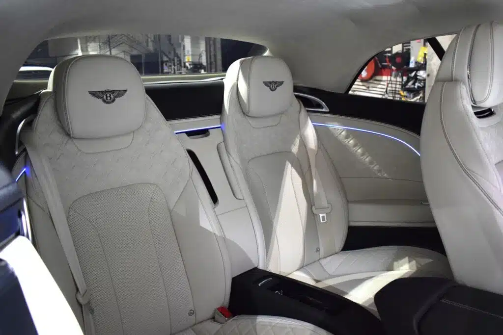Navigating Dubai’s Business Landscape with Superior Car Rental’s Executive Fleet
