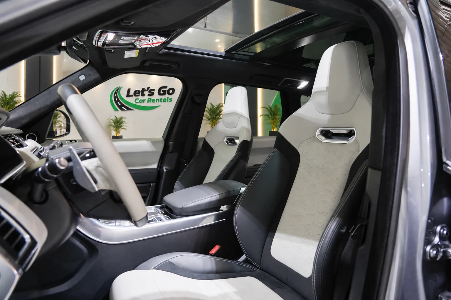 Range Rover Sport SVR 2023 rental in Dubai – view 5