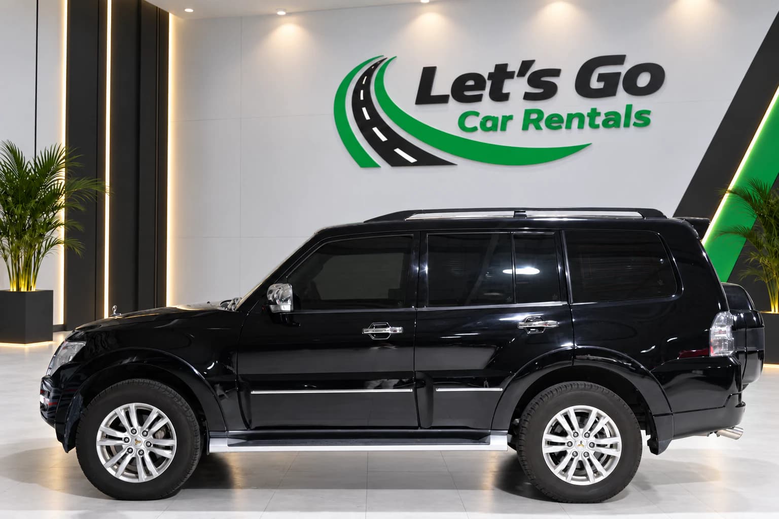 Mitsubishi Pajero 2020 rental in Dubai – view 3