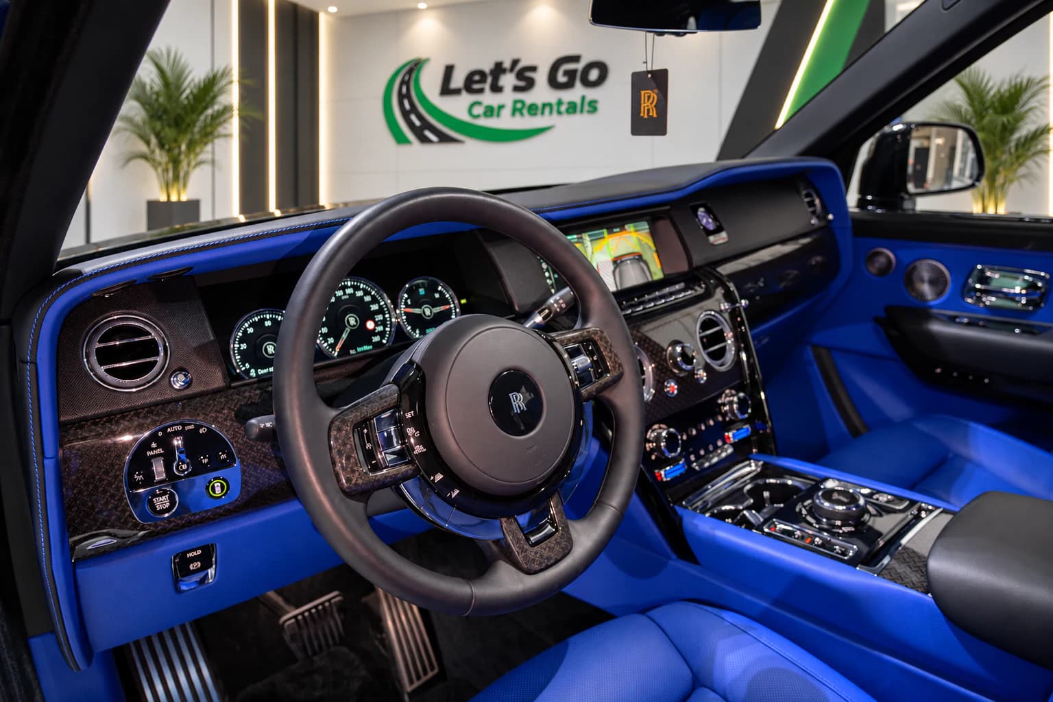 Rolls Royce Cullinan Black-Badge 2023 rental in Dubai – view 4