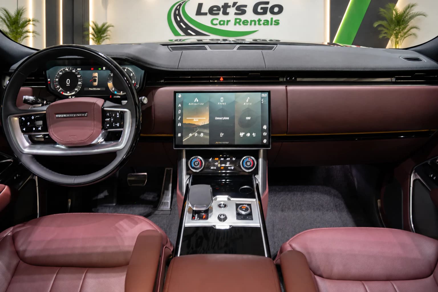 Range Rover Vogue 2024 rental in Dubai – view 5